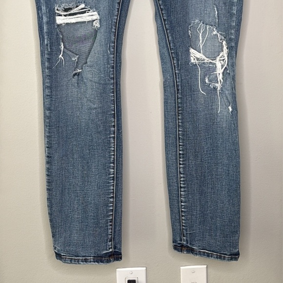 Torrid Boyfriend Distressed Straight Leg Medium Wash Blue Jeans Women's Size 16 - Picture 4 of 11